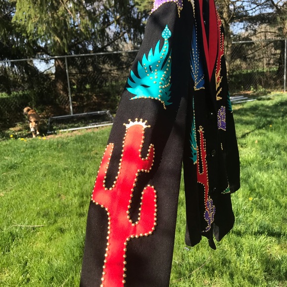 WESTERN JACKET WITH RIVETS & RHINESTONE EMBELLISHMENTS - Picture 7 of 14